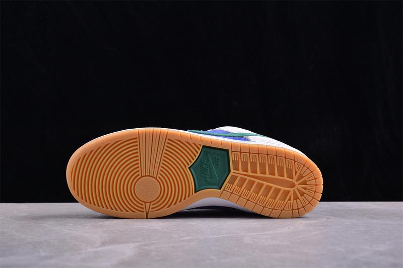 Nike SB Dunk Low "Hyper Royal/Malachite" фото № 6