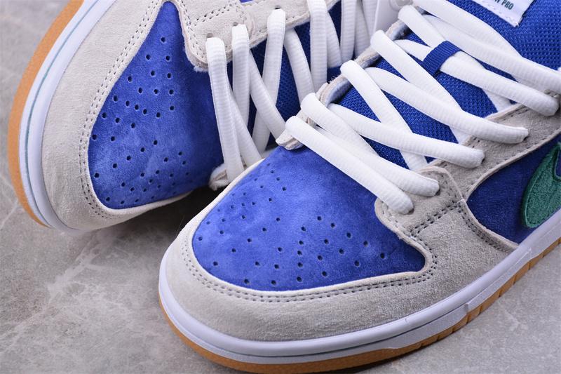 Nike SB Dunk Low "Hyper Royal/Malachite" фото № 4