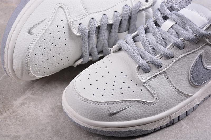 Nike Dunk Low "White/Gray/NYC" фото № 4