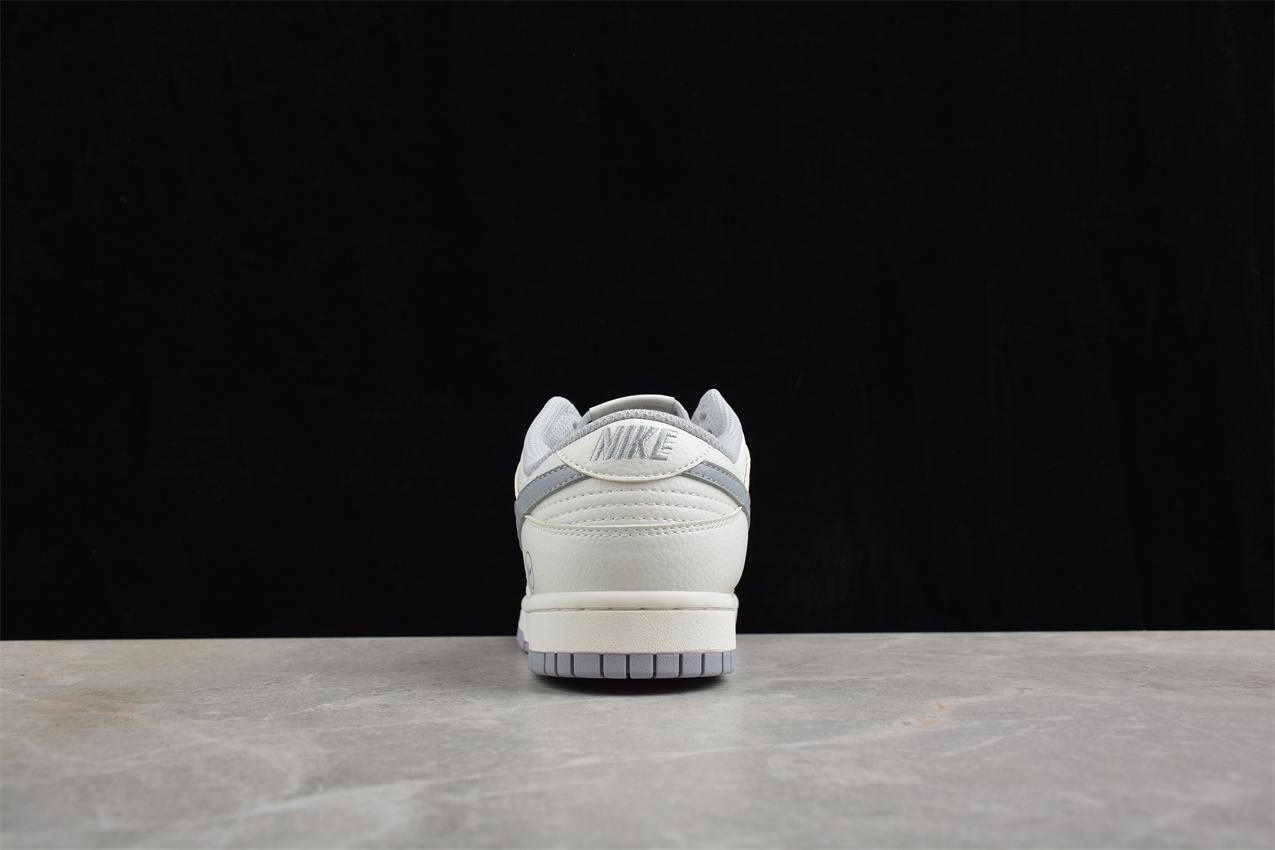 Nike SB Dunk Low Fragment Design "White/Grey" фото № 5