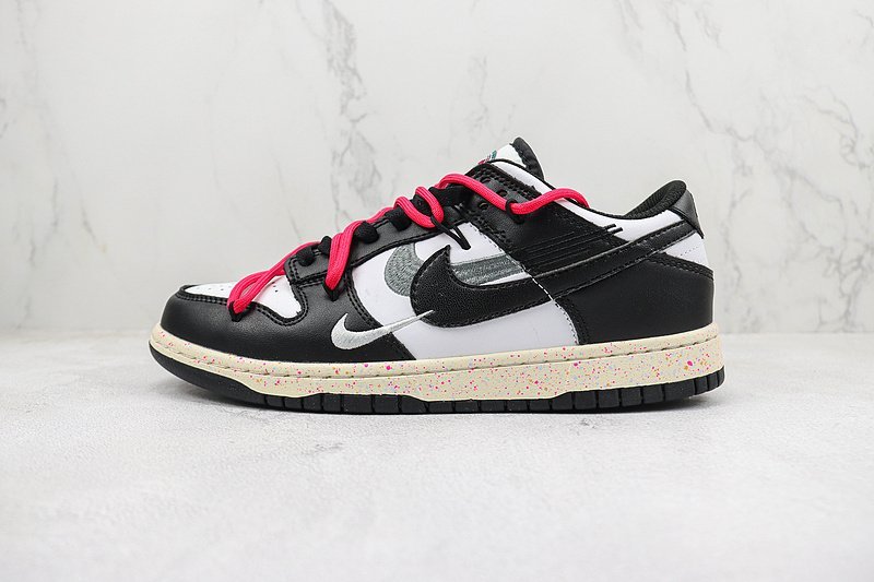 Nike SB Dunk Low "Black/White" фото № 2