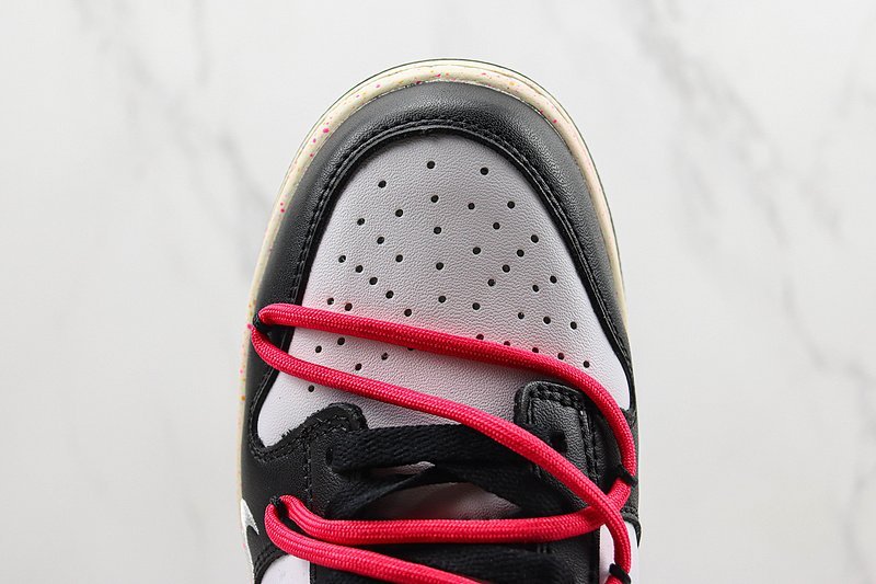 Nike SB Dunk Low "Black/White" фото № 3