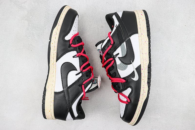 Nike SB Dunk Low "Black/White" фото № 7