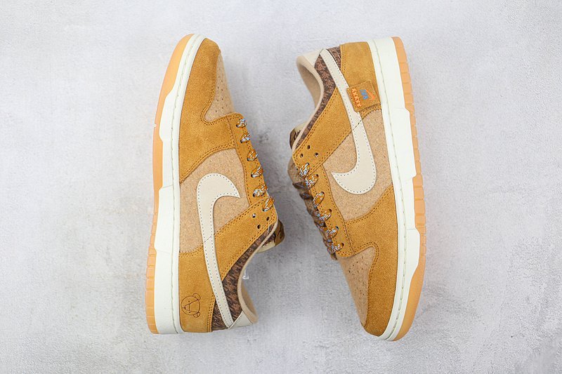 Nike Dunk Low "Teddy Bear" фото № 7