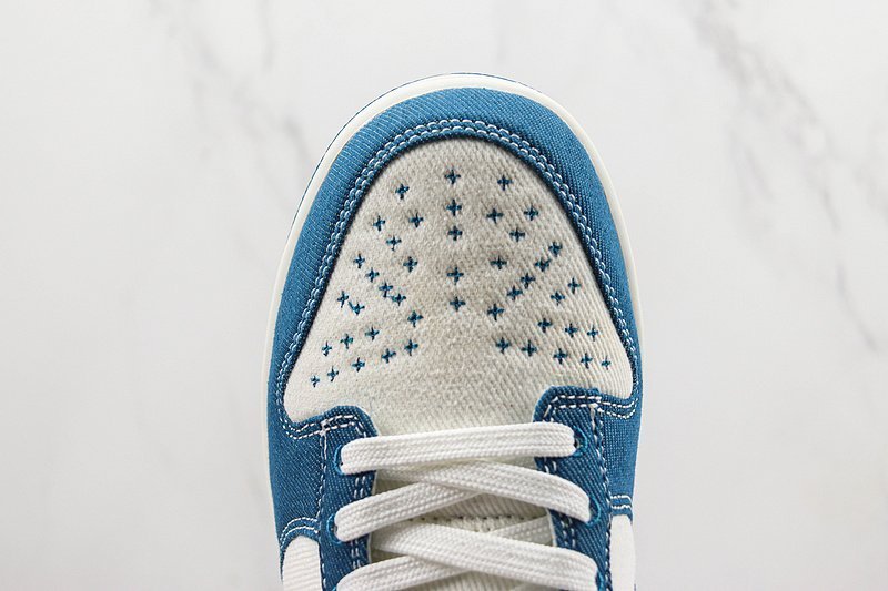 Nike Dunk Low SB "Summit White/Industria Blue" фото № 3