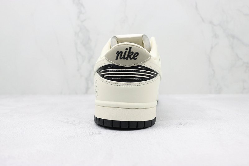Nike SB Dunk Low "Cream White/Black/Grey" фото № 8