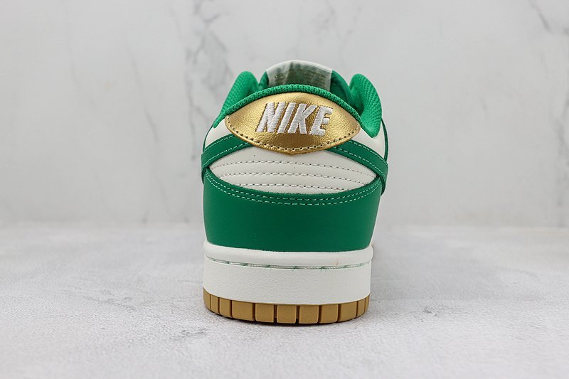 Nike Dunk Low "Malachite/University Gold" фото № 9