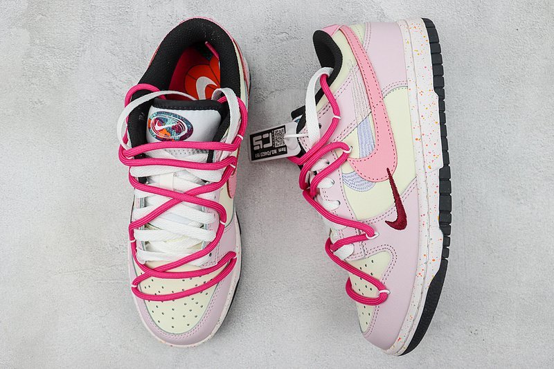 Nike SB Dunk Low "White/Black/Rose Pink" фото № 7
