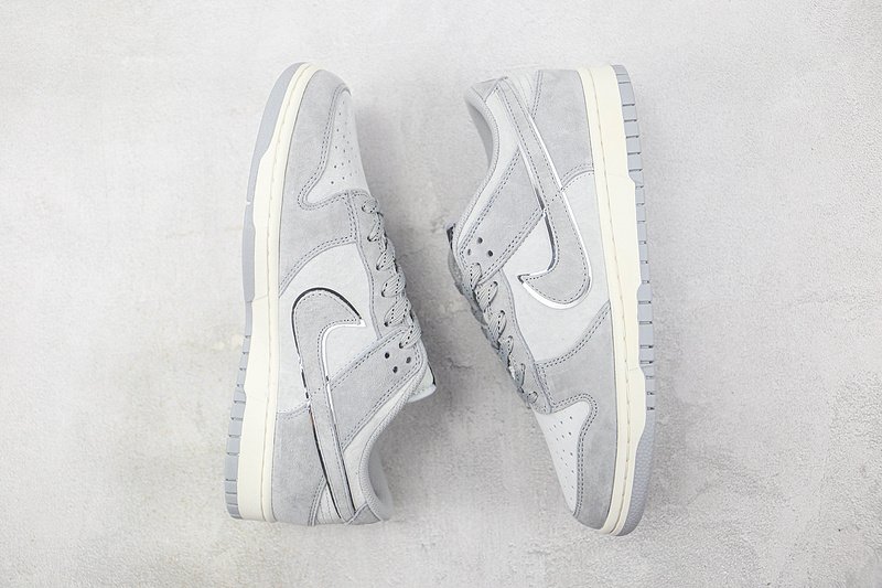 Otomo Katsuhiro x Nike SB Dunk Low "Steamboy OST/Grey" фото № 6