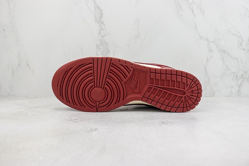 Nike Dunk Low Premium "Team Red" фото № 8