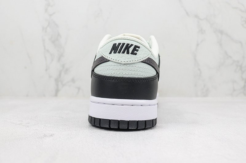 Nike Dunk Low "White/Black/Mini-Swoosh" фото № 9
