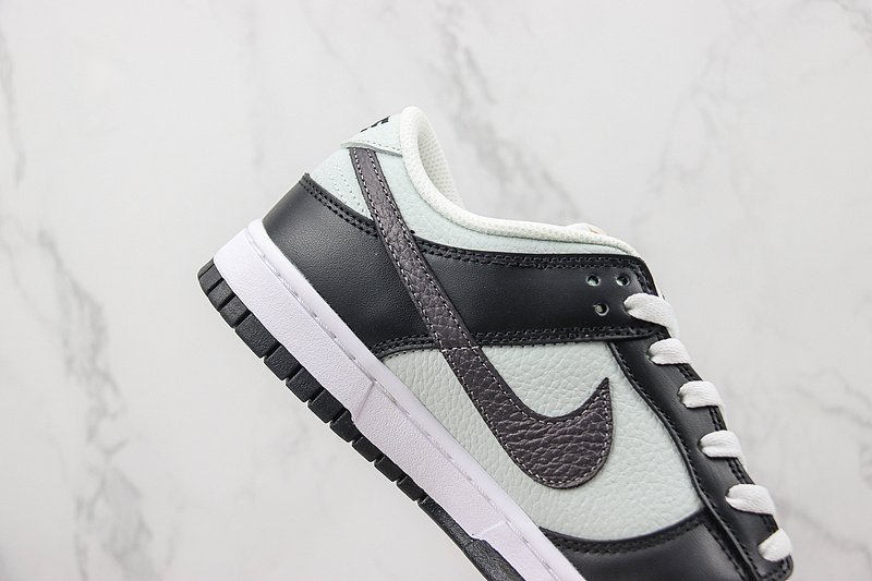Nike Dunk Low "White/Black/Mini-Swoosh" фото № 3