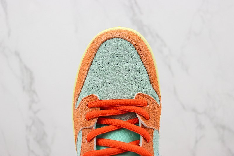 Nike Dunk Low "Orange/Emerald Rise" фото № 4