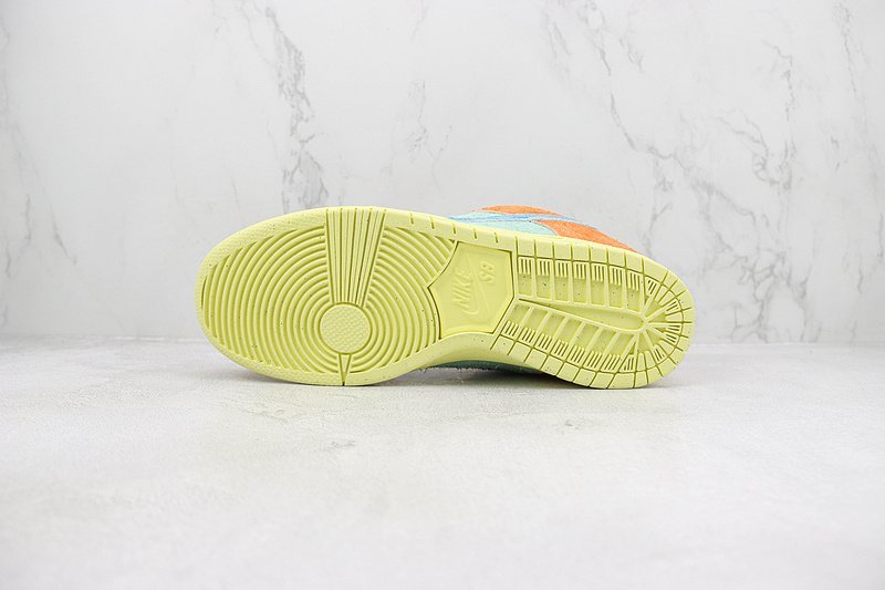 Nike Dunk Low "Orange/Emerald Rise" фото № 8