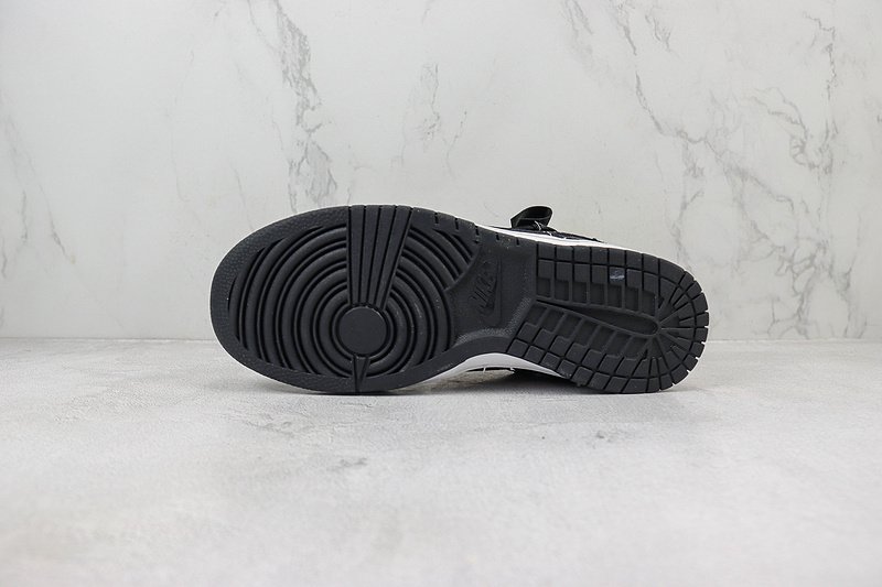 Nike Dunk Low "Pink Foam/Black" фото № 8