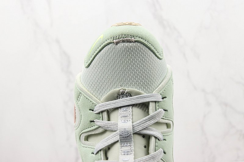 Off-White x Nike Huarache "Haze Green" фото № 4