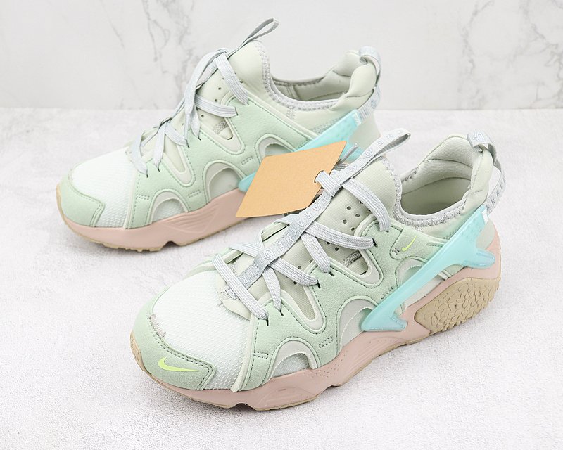 Off-White x Nike Huarache "Haze Green" фото № 5