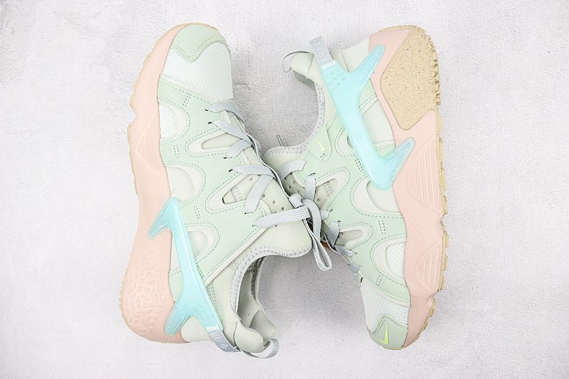 Off-White x Nike Huarache "Haze Green" фото № 7