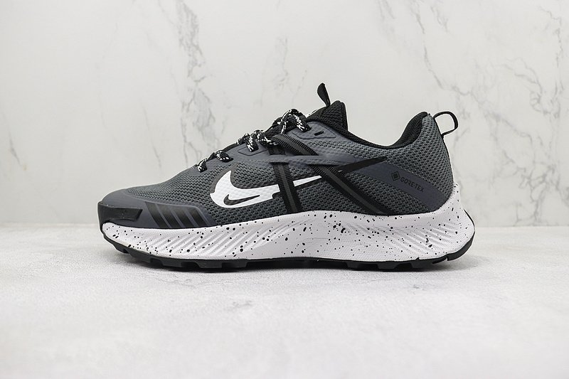 Gore-Tex x Nike Zoom Pegasus Trail 2 "Black/White" фото № 2