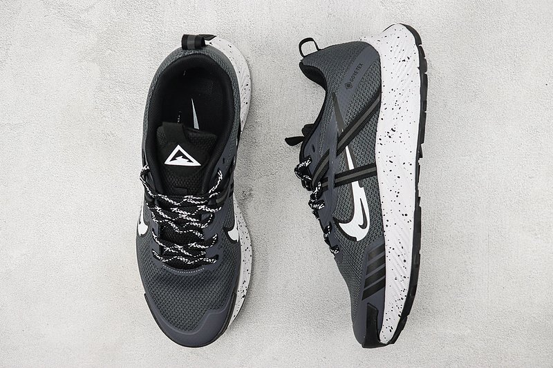 Gore-Tex x Nike Zoom Pegasus Trail 2 "Black/White" фото № 6