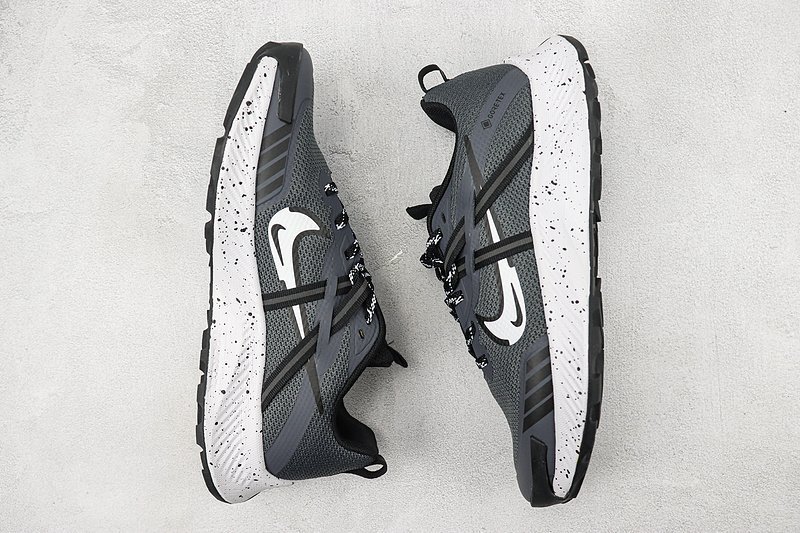 Gore-Tex x Nike Zoom Pegasus Trail 2 "Black/White" фото № 7