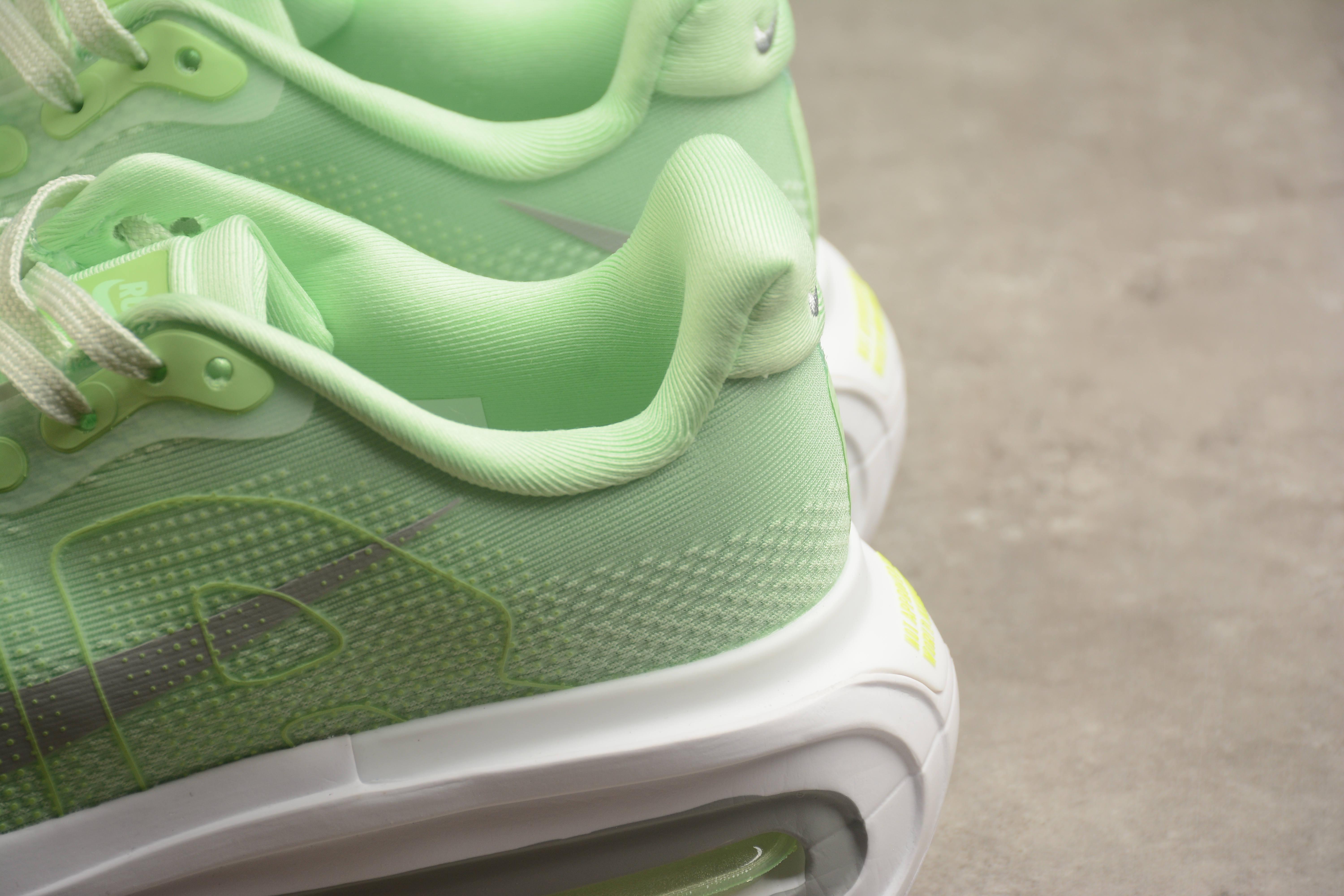 Nike Vomero Premium "Light Menta/Green Tint" фото № 6