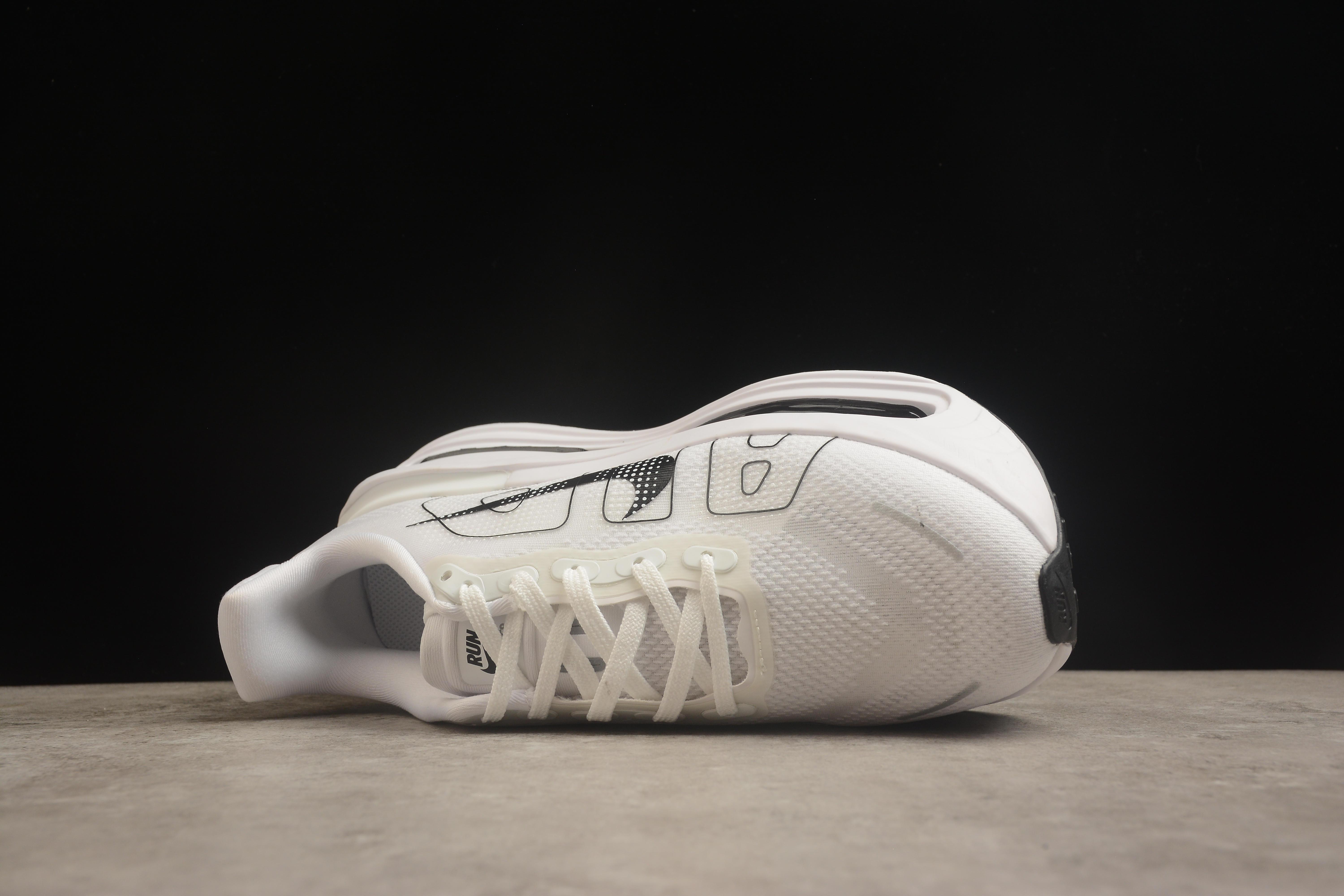 Nike Vomero Premium "White/Silver Metallic" фото № 8
