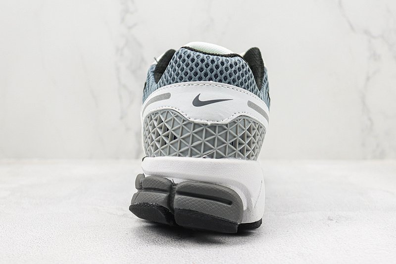 Nike Zoom Vomero 5 "Dark Grey/Black/White" фото № 9