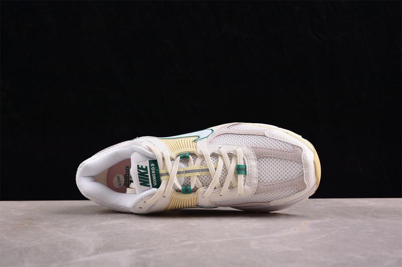 Nike Zoom Vomero 5 "White/Green/Yellow" фото № 2