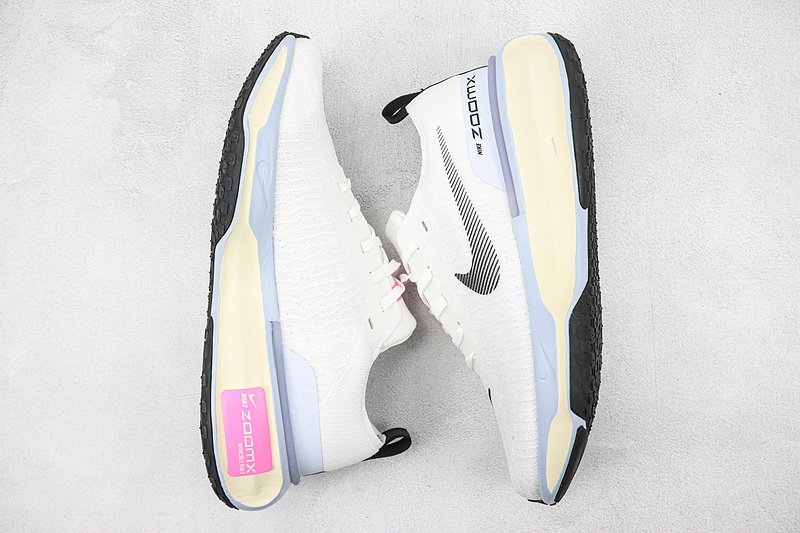Nike ZoomX Invincible Run Flyknit 3 "White Cobalt Bliss" фото № 7