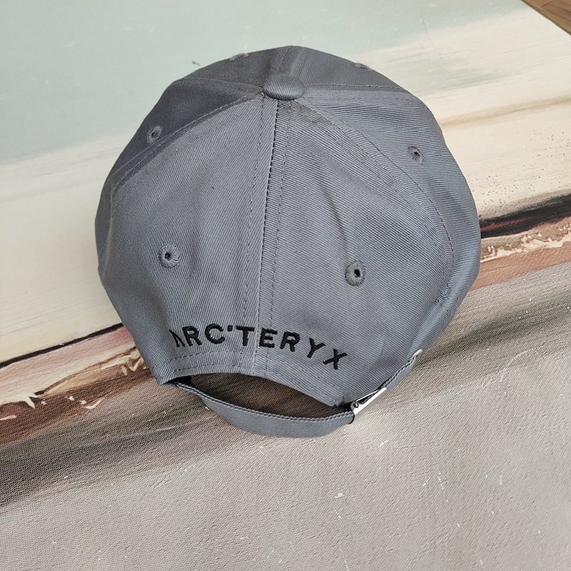 Кепка Arcteryx Skeleton Logo "Gray" фото № 2