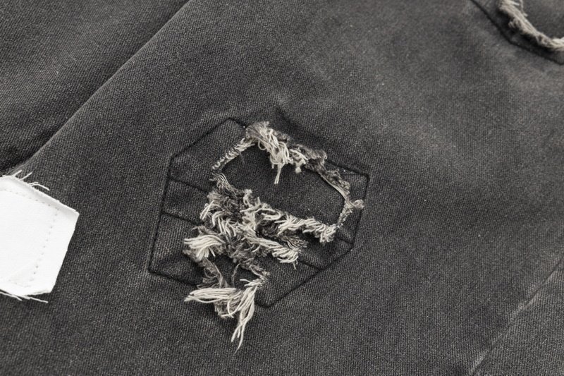 Джинсы Gallery Dept Torn With Skeleton Print "Gray" фото № 7