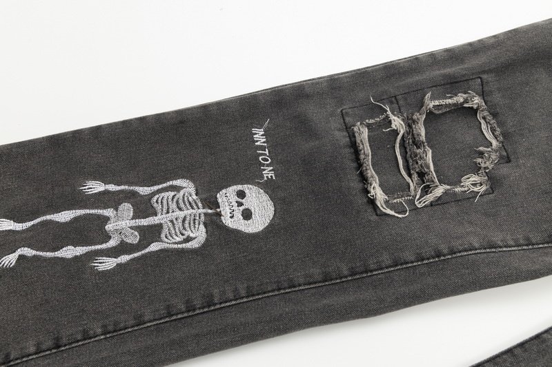 Джинсы Gallery Dept Torn With Skeleton Print "Gray" фото № 8