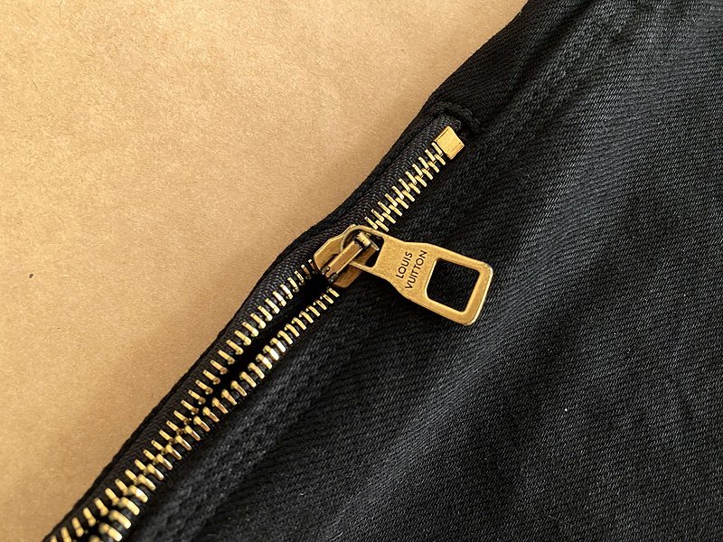 Джинсы Louis Vuitton Embroidery And Zipper Decoration "Black" фото № 8