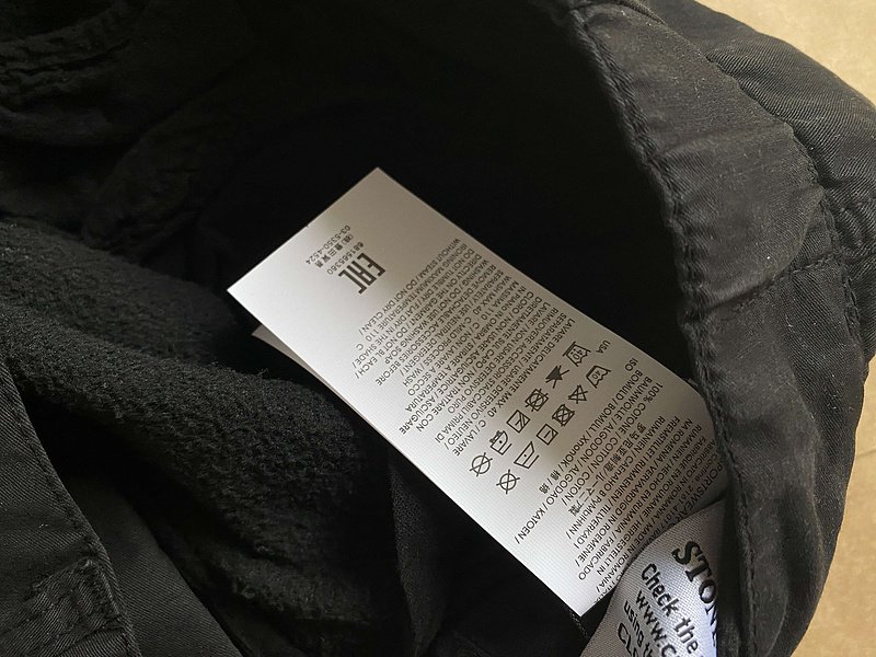 Штаны Stone Island Tapered With Big Pockets "Black" фото № 9