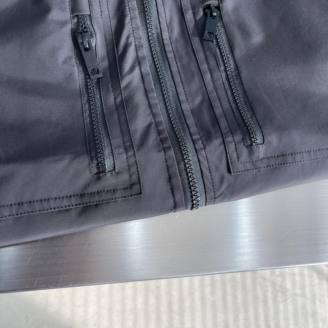 Куртка Burberry White Logo On Black Stripe Miu Miu "Black" фото № 4