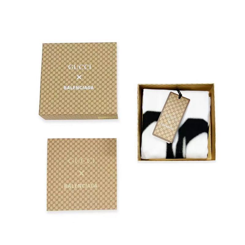 Футболка GUCCI x Balenciaga Blurred Inscription "White" фото № 7