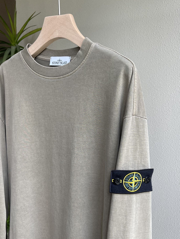 Лонгслив Stone Island With A Rectangular Stripe "Beige" фото № 3