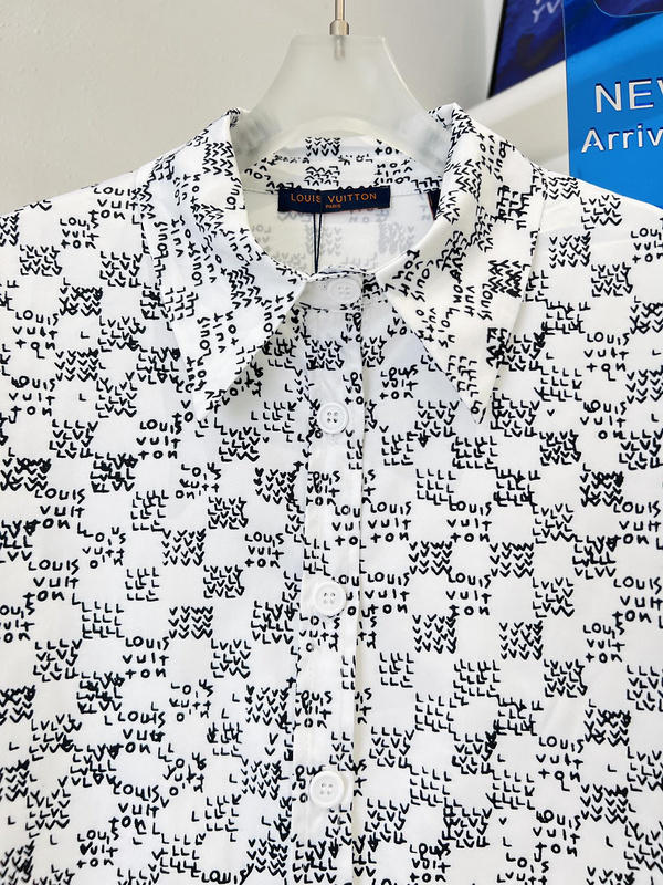 Рубашка Louis Vuitton Print Of Small Brand Inscriptions "White" фото № 4