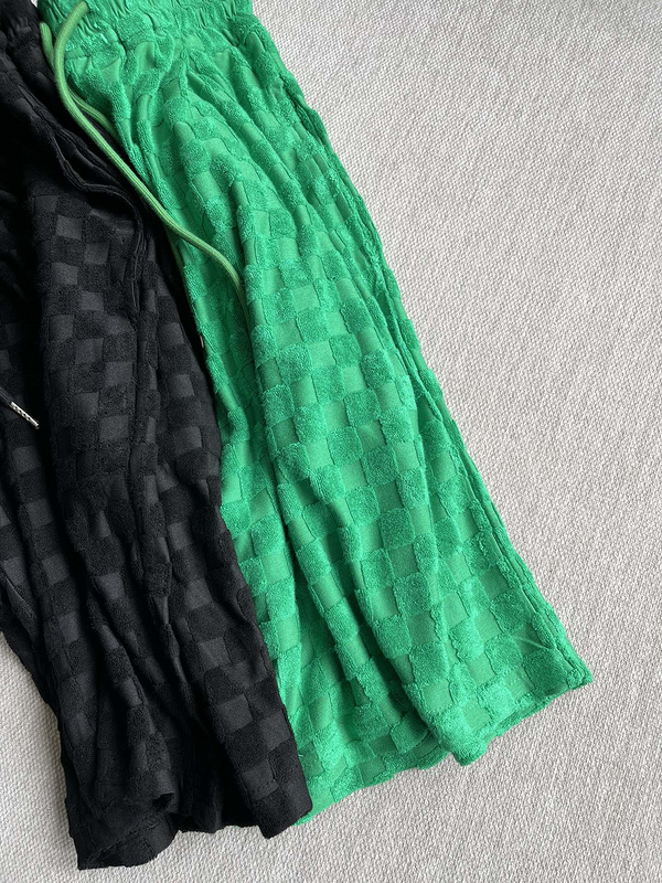 Шорты Bottega Veneta Monochrome "Green" фото № 6