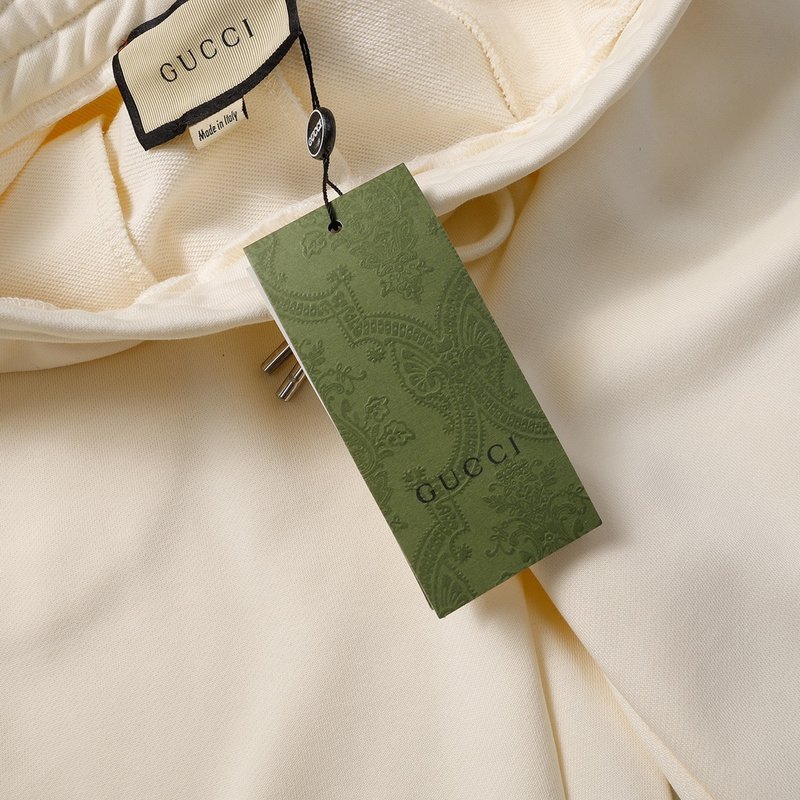 Шорты Gucci Fruit Costume "Cream" фото № 4