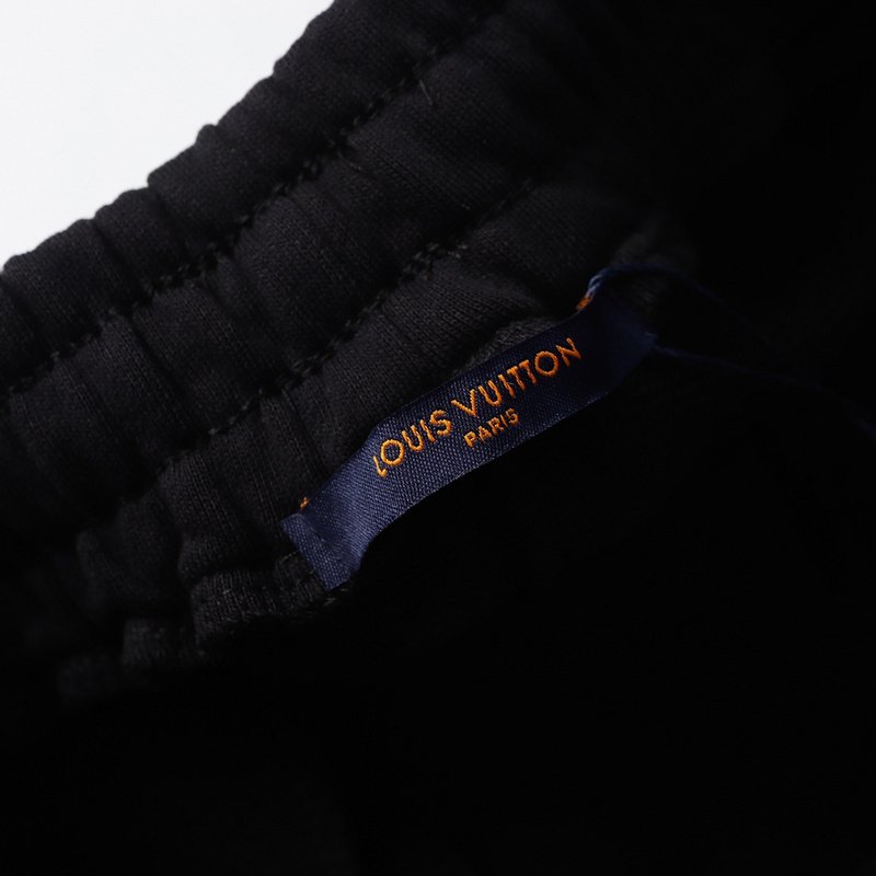 Шорты Louis Vuitton With Mini Picture "Black" фото № 6