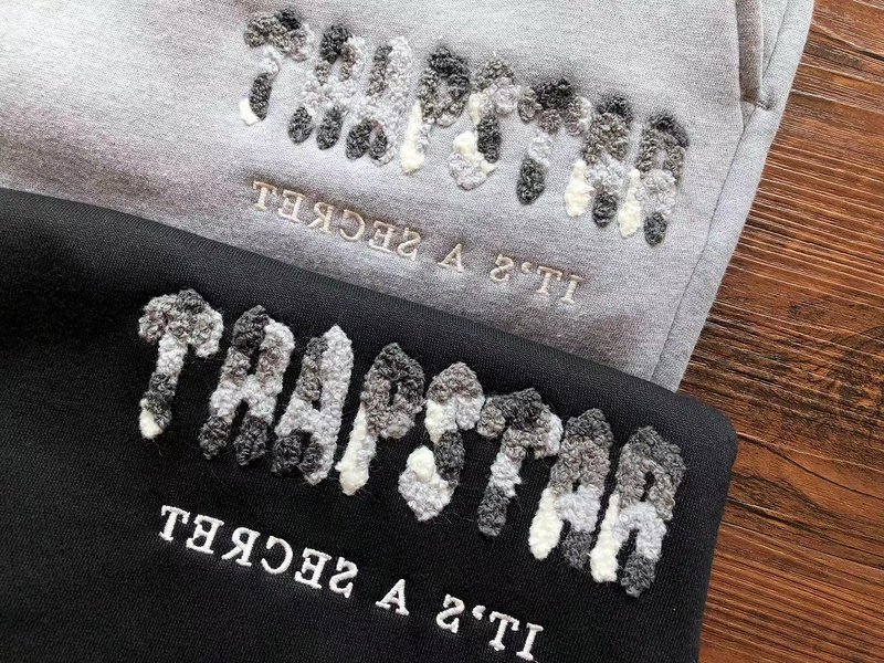 Штаны Trapstar Embroidered Front Logo On Multicolor Background With Small Mirror Inscription "Black" фото № 3