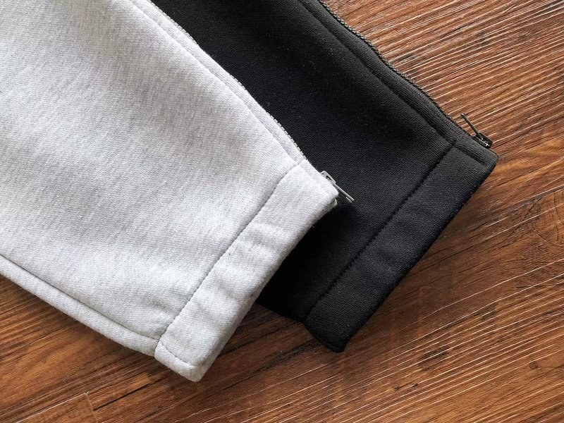 Штаны Trapstar Logo And Panther Outlined By Line "Gray" фото № 3