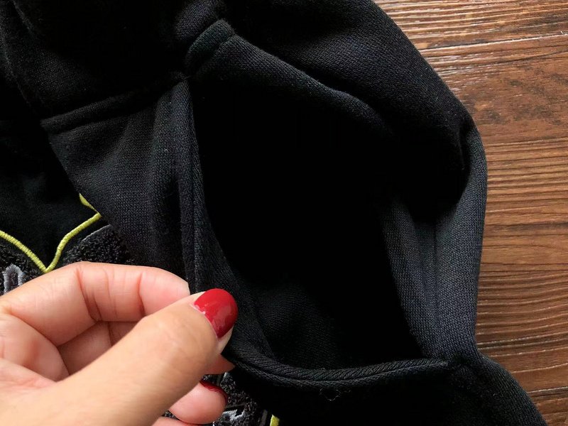 Штаны Trapstar Logo And Animal With Lettering Shooters "Black" фото № 4