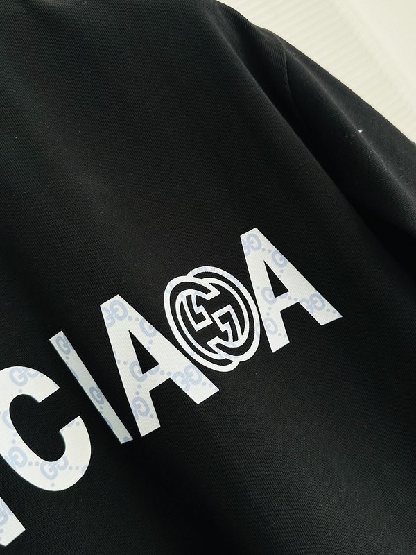 Футболка Balenciaga X Gucci With Plain Logo Print "Black" фото № 5