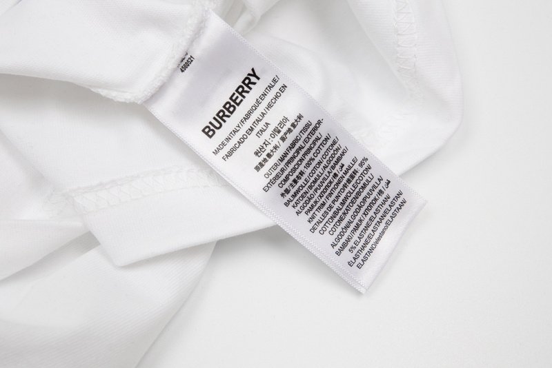 Футболка Burberry With A Checkered Pocket "White" фото № 4