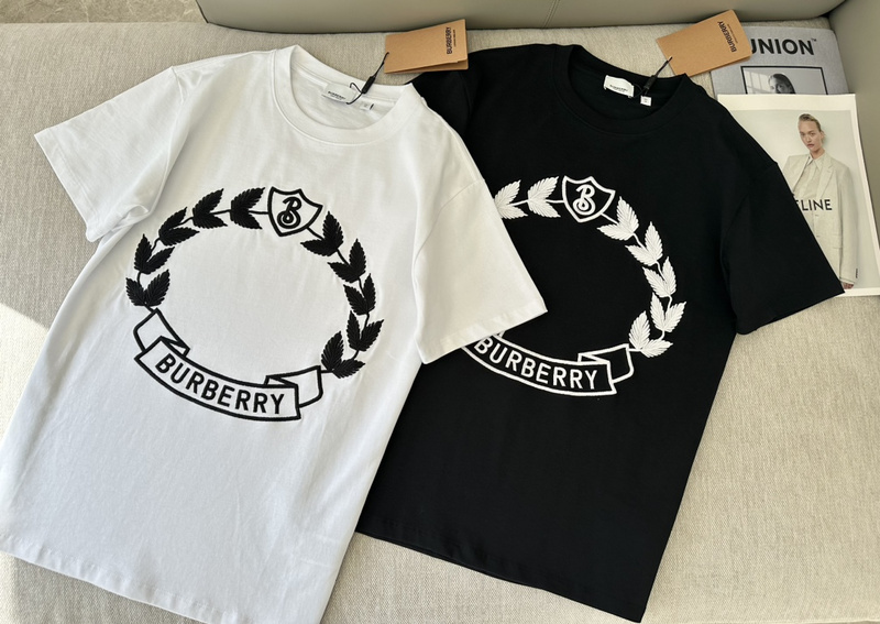 Футболка Burberry Beautiful Wreath Print "Black" фото № 5