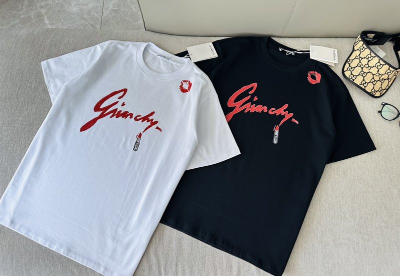 Футболка Givenchy Fatal Kiss "White" фото № 6