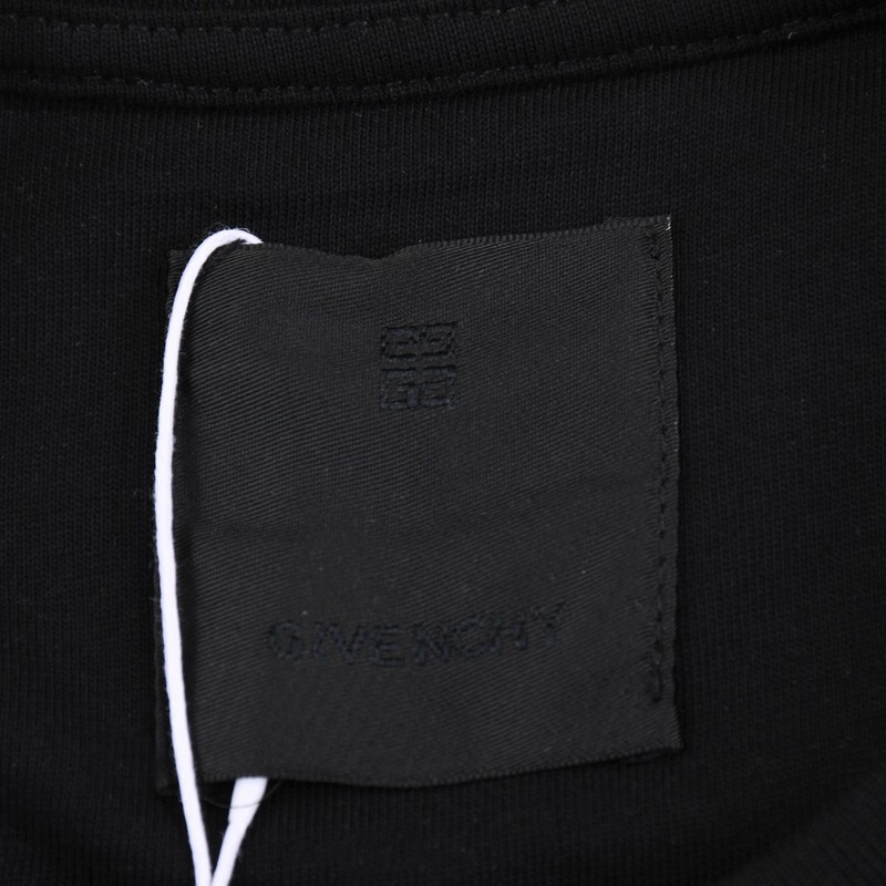 Футболка Givenchy X Disney Hands On Mickeys Sides "Black" фото № 7